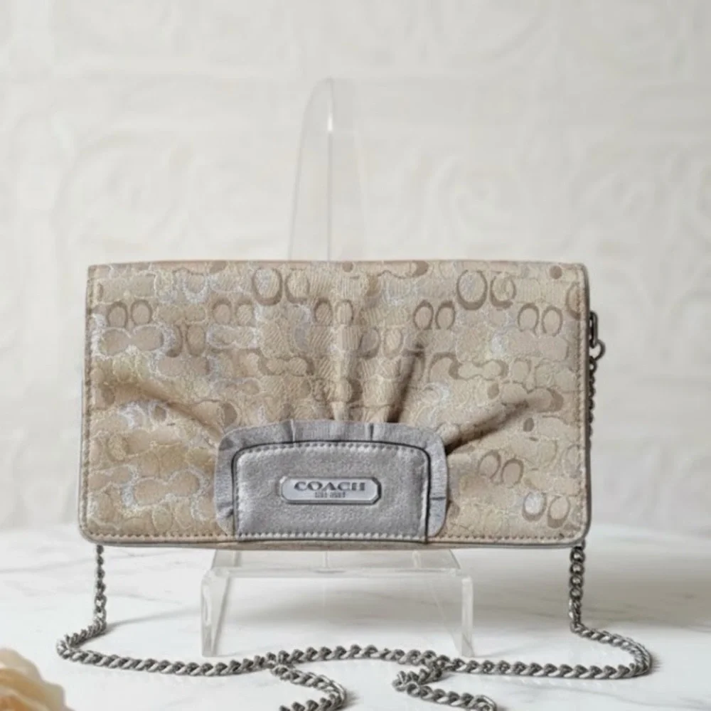 Coach Optic Lurex Clutch Cream & Gold Crossbody Clutch Y2K